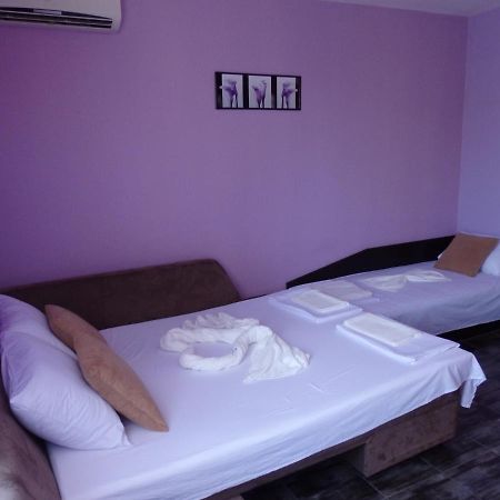 Studio-Pomorie Luaran gambar