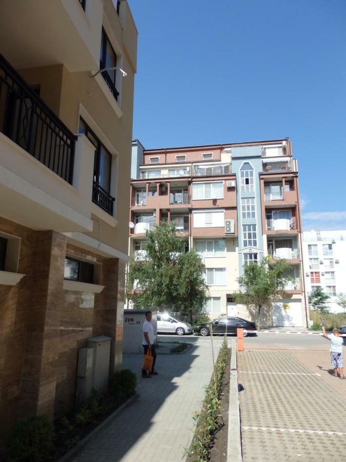Studio-Pomorie Luaran gambar