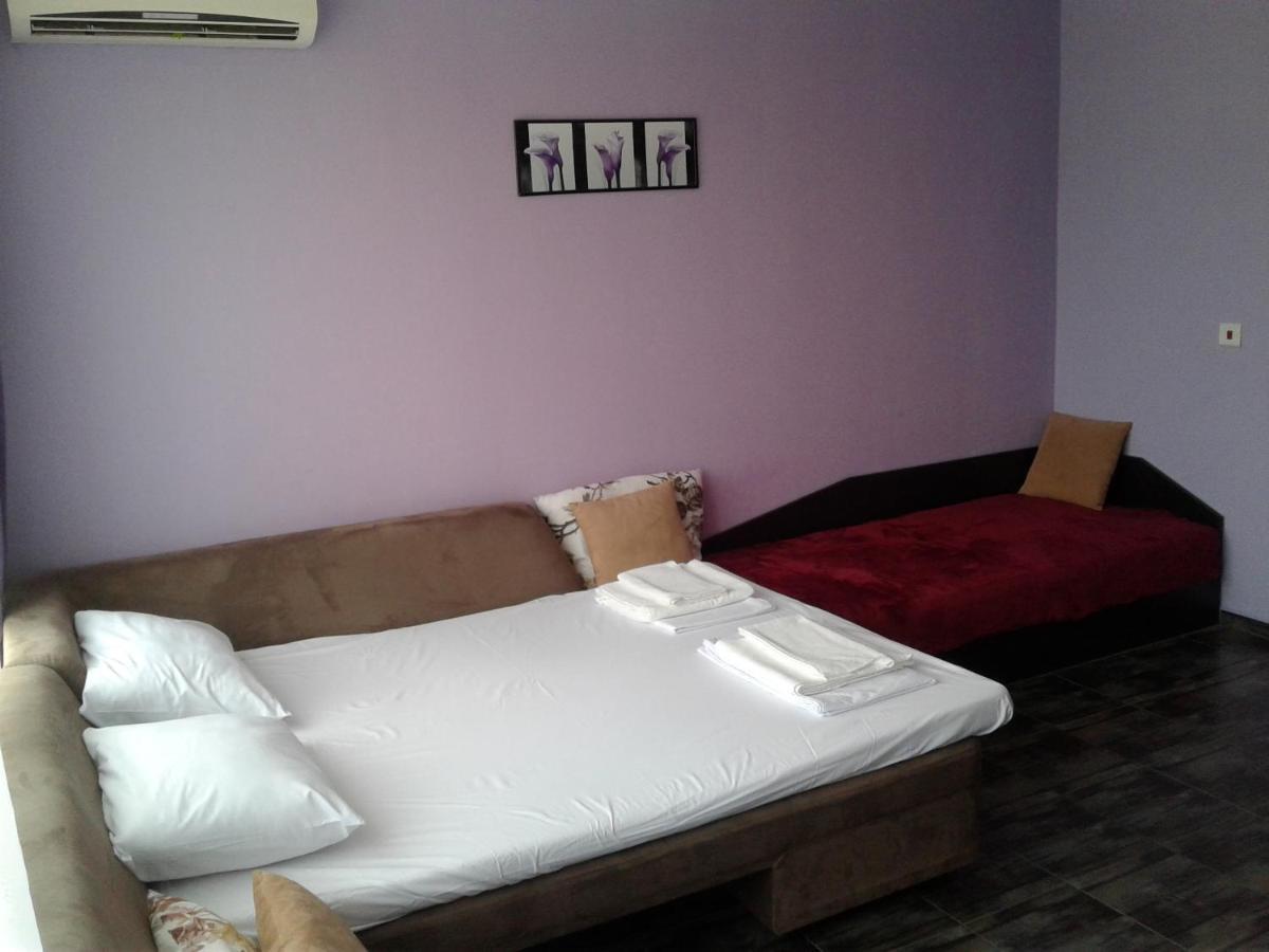 Studio-Pomorie Luaran gambar